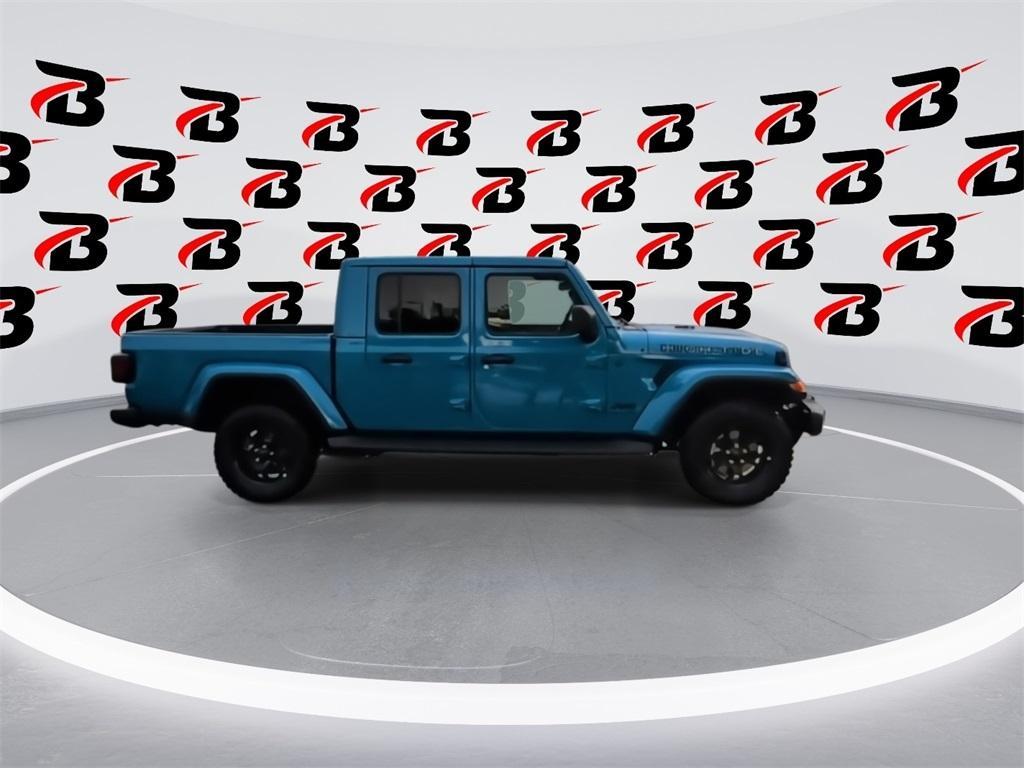 new 2025 Jeep Gladiator car, priced at $44,695