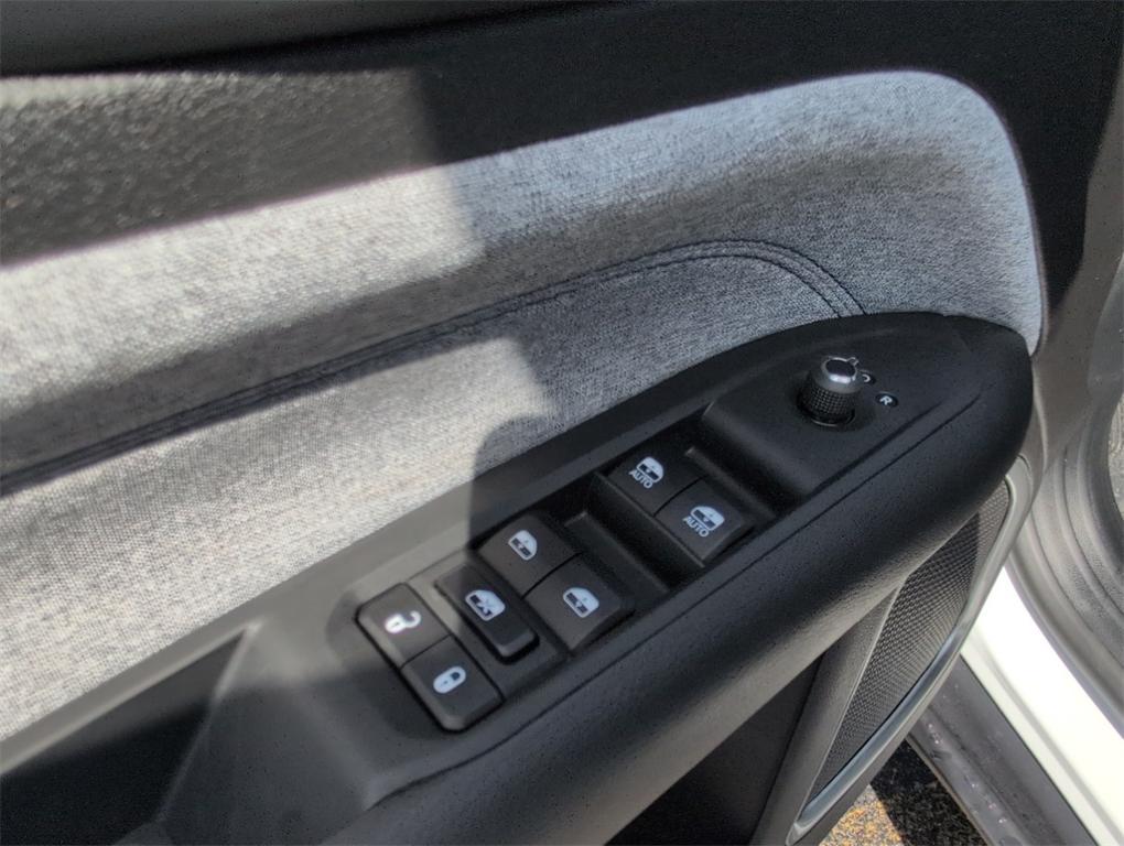new 2025 Jeep Compass car, priced at $28,007