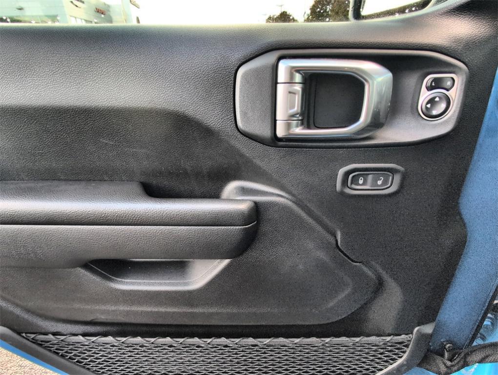 new 2025 Jeep Gladiator car, priced at $44,323