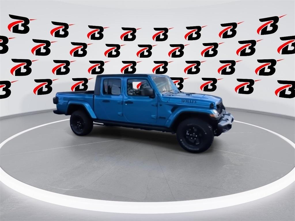 new 2025 Jeep Gladiator car, priced at $44,323