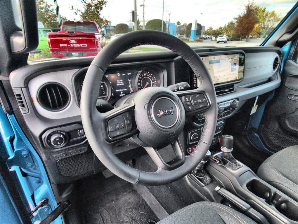 new 2025 Jeep Gladiator car, priced at $44,323