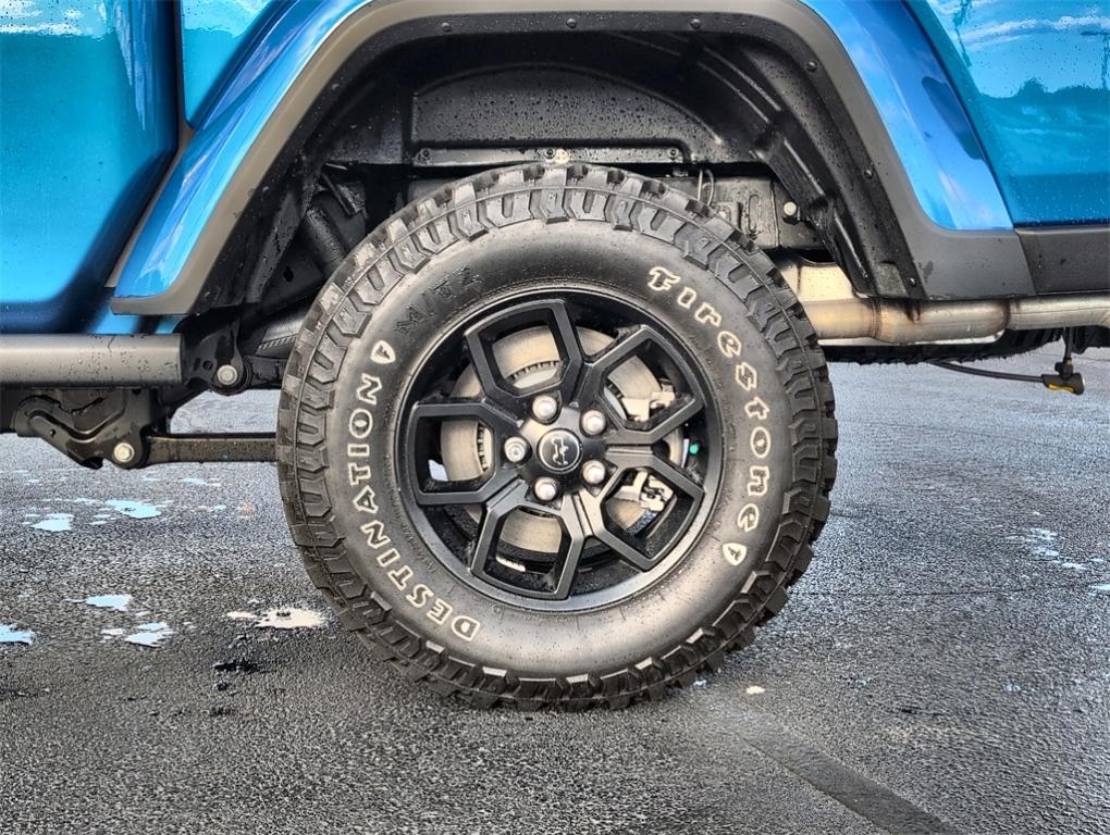 new 2025 Jeep Gladiator car, priced at $44,323