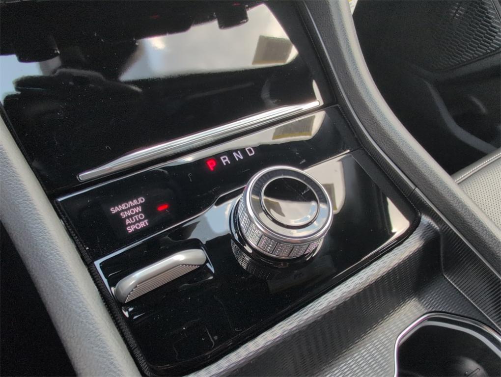 new 2025 Jeep Grand Cherokee car, priced at $46,755