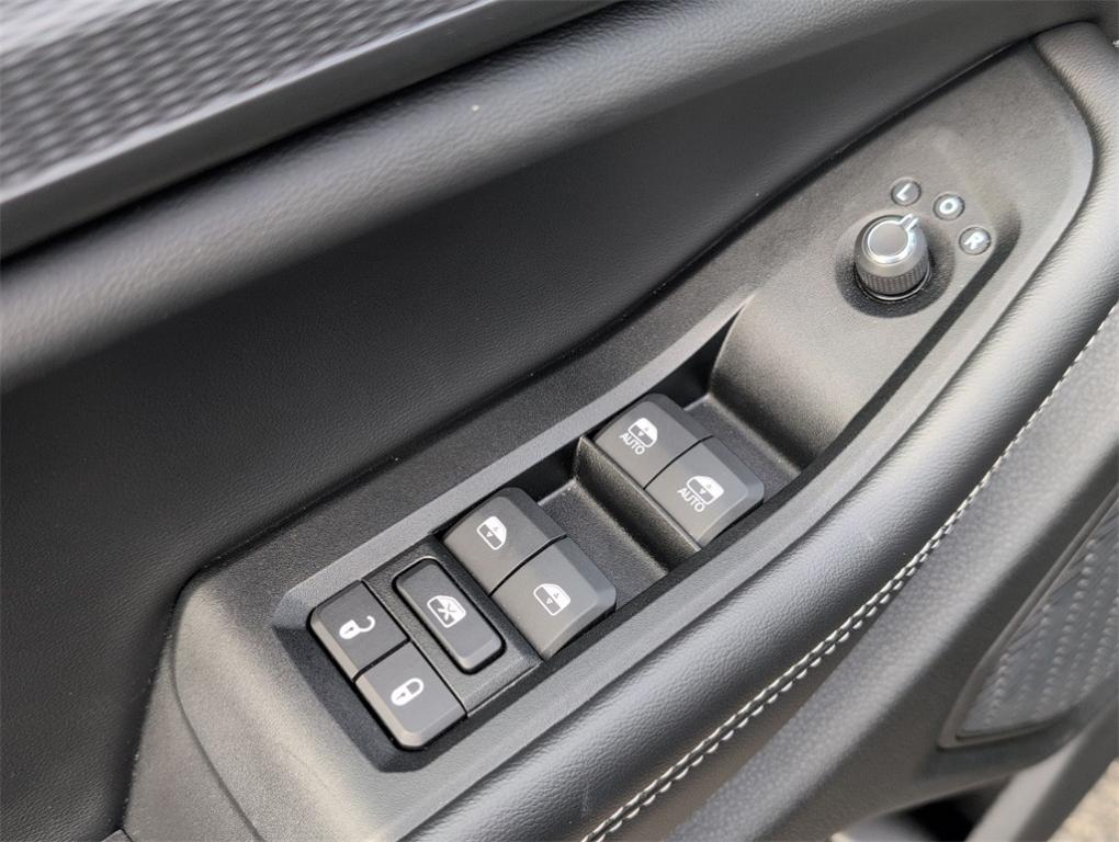 new 2025 Jeep Grand Cherokee L car, priced at $43,280