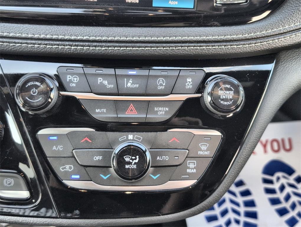 new 2025 Chrysler Pacifica car, priced at $42,720