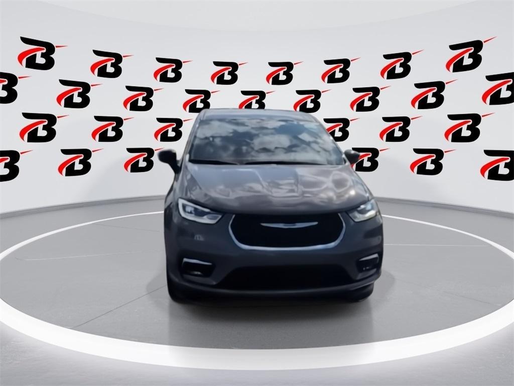 new 2025 Chrysler Pacifica car, priced at $42,720
