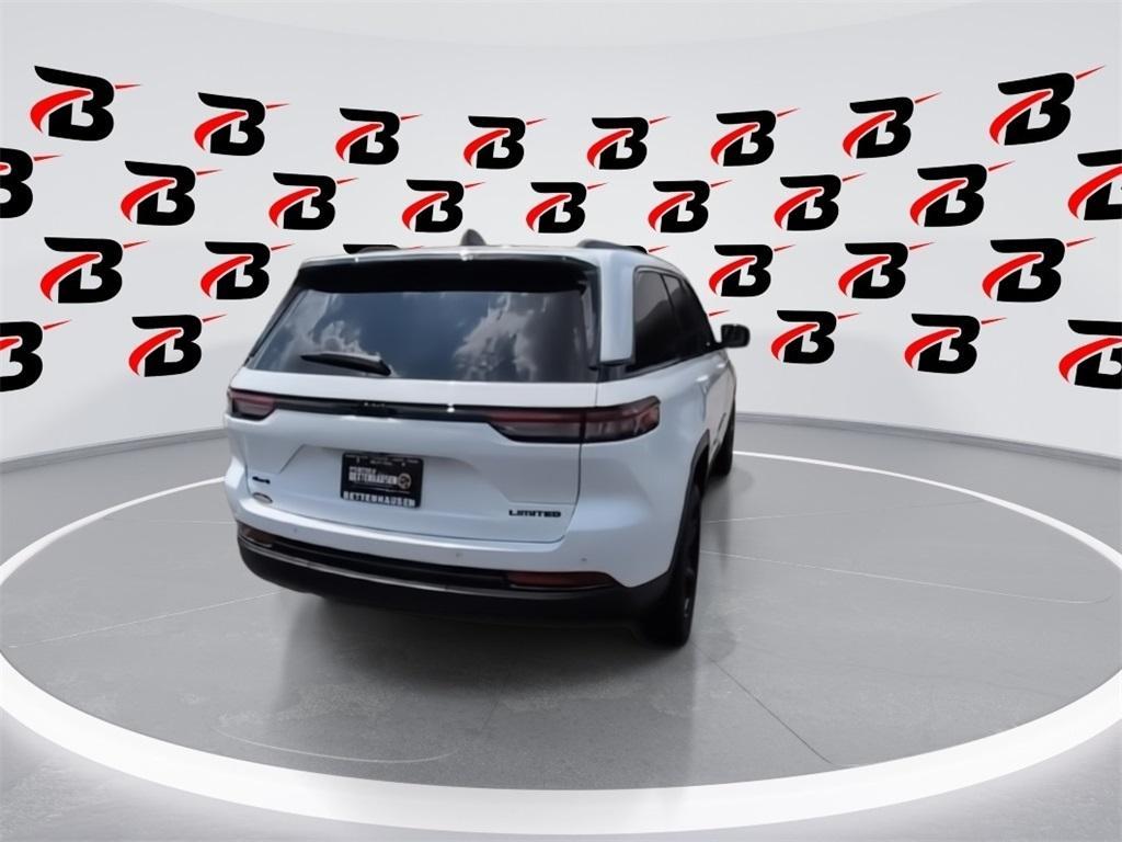 new 2025 Jeep Grand Cherokee car, priced at $46,584