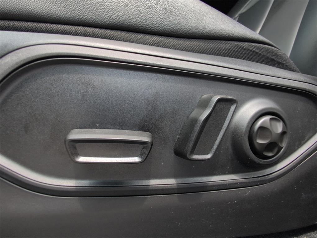 new 2025 Jeep Grand Cherokee car, priced at $46,584