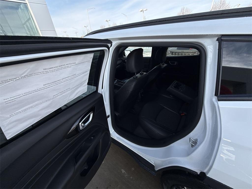 new 2025 Jeep Compass car, priced at $30,069