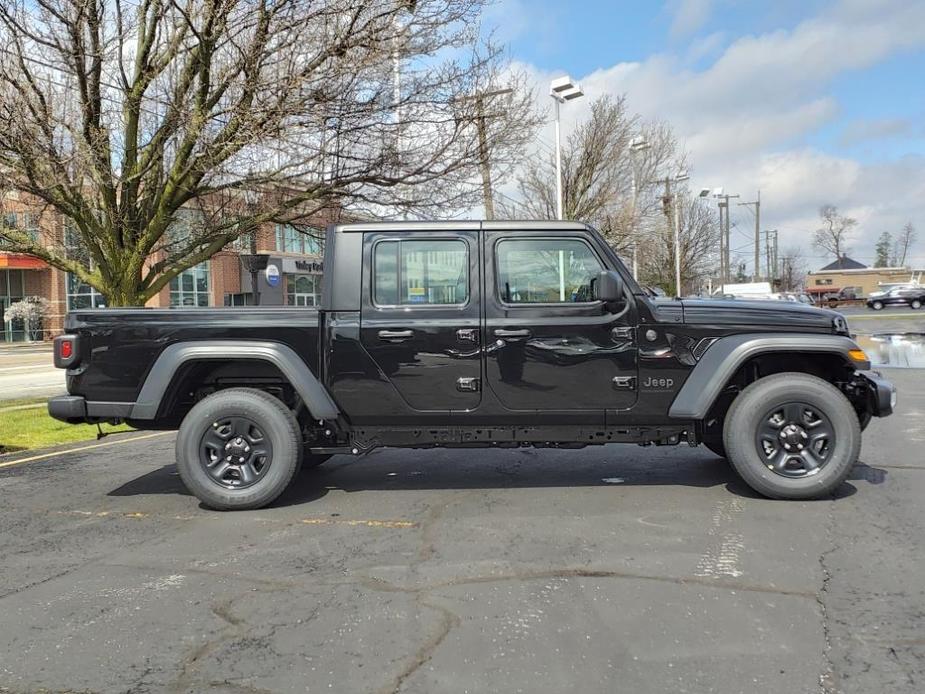 new 2024 Jeep Gladiator car, priced at $36,998