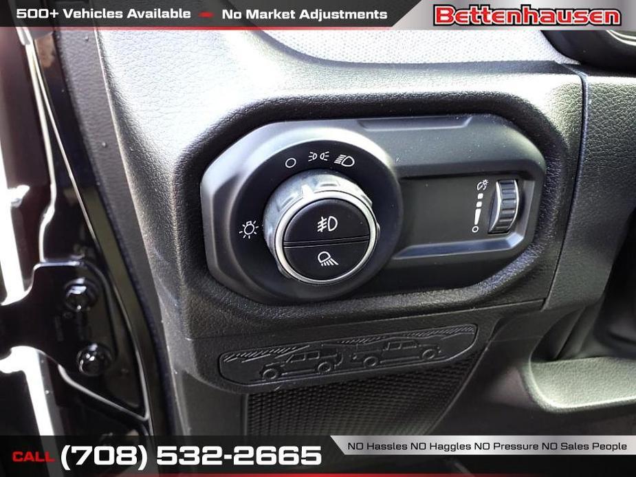 new 2024 Jeep Gladiator car, priced at $41,590