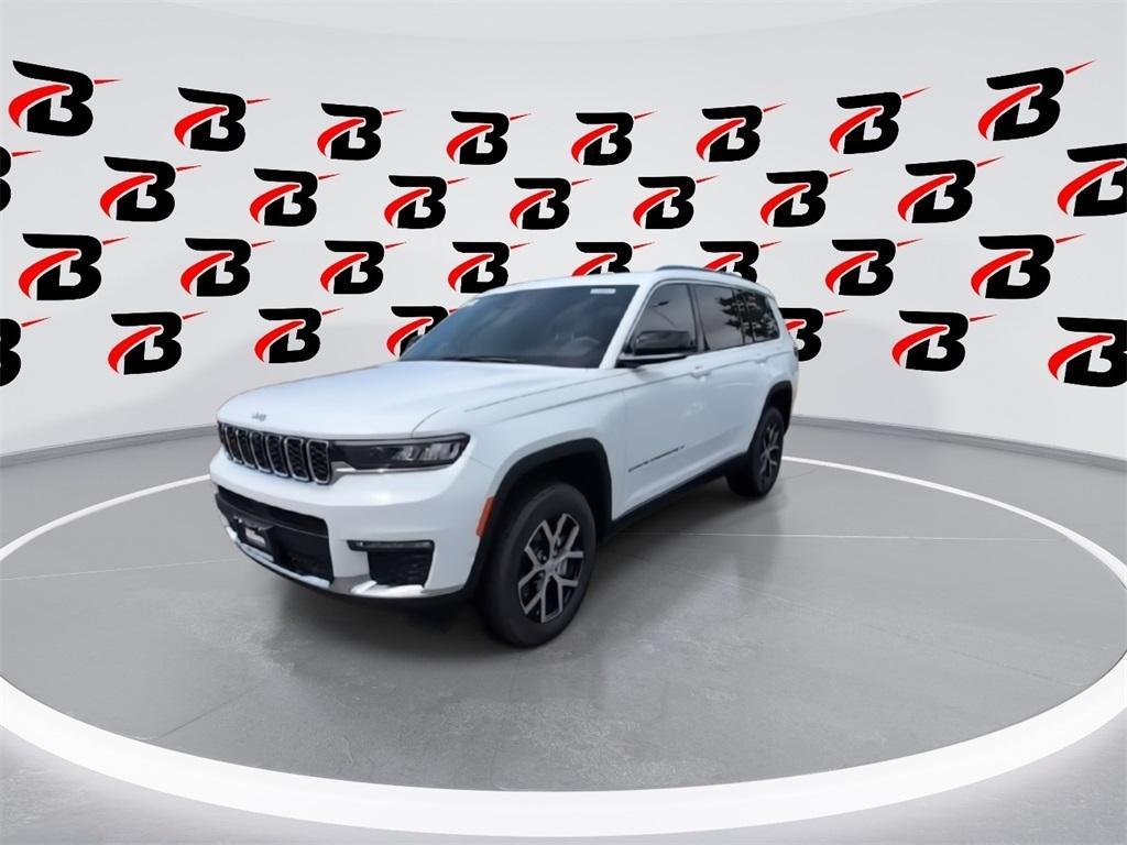 new 2025 Jeep Grand Cherokee L car, priced at $41,462