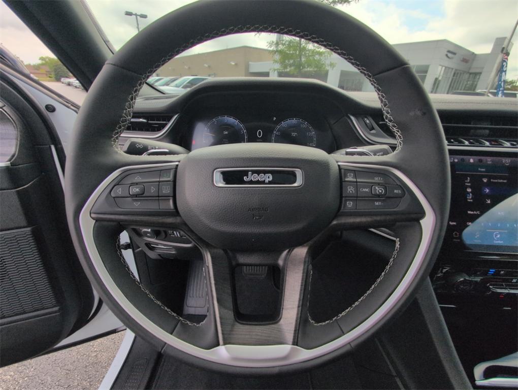 new 2025 Jeep Grand Cherokee L car, priced at $41,462
