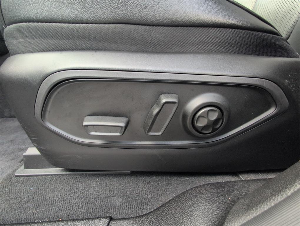 new 2025 Jeep Grand Cherokee L car, priced at $41,462
