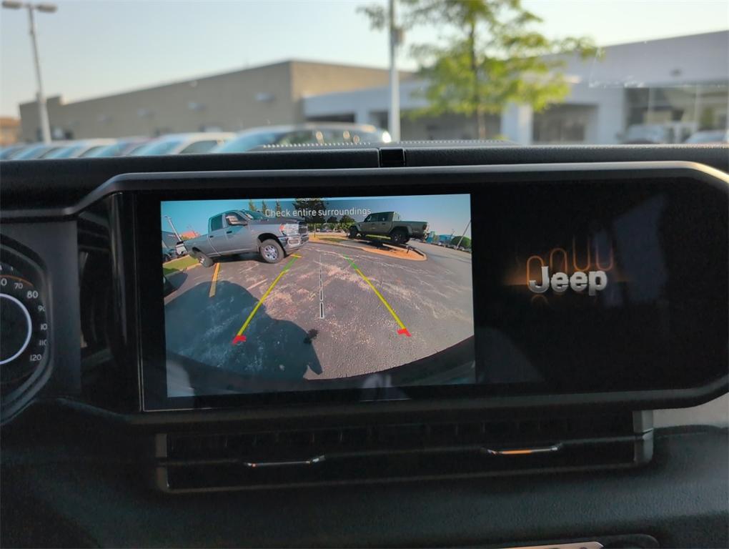 new 2025 Jeep Wrangler car, priced at $42,637