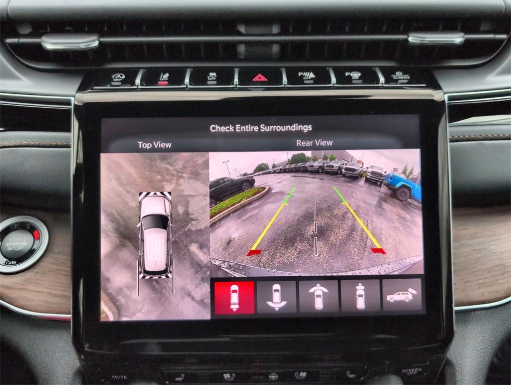 new 2025 Jeep Grand Cherokee car, priced at $59,683