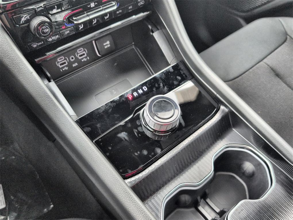 new 2025 Jeep Grand Cherokee car, priced at $40,189