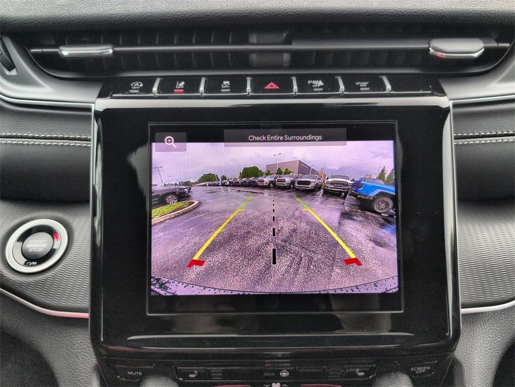 new 2025 Jeep Grand Cherokee car, priced at $40,189
