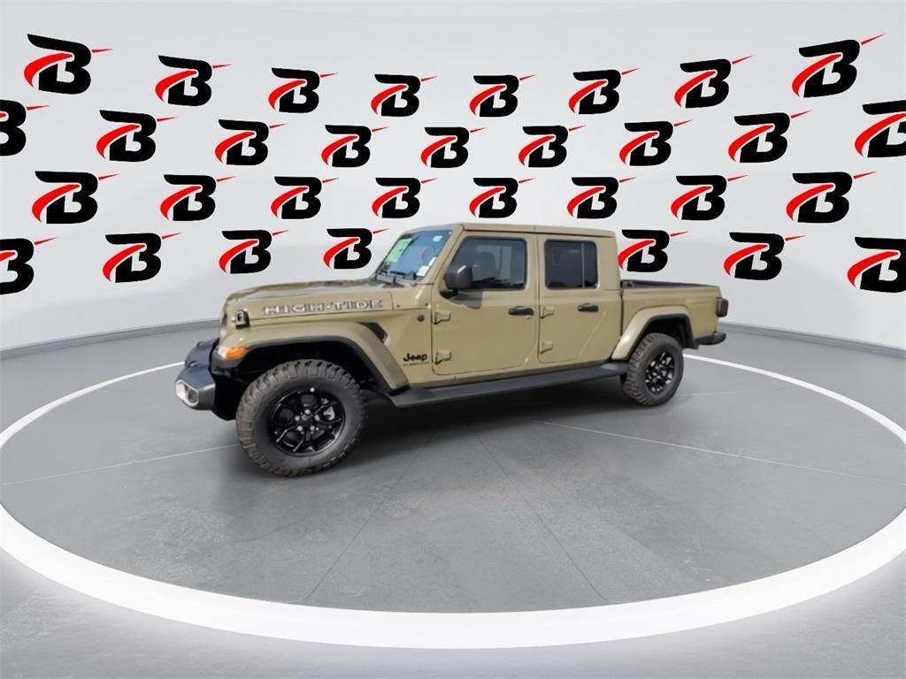 new 2025 Jeep Gladiator car, priced at $44,695