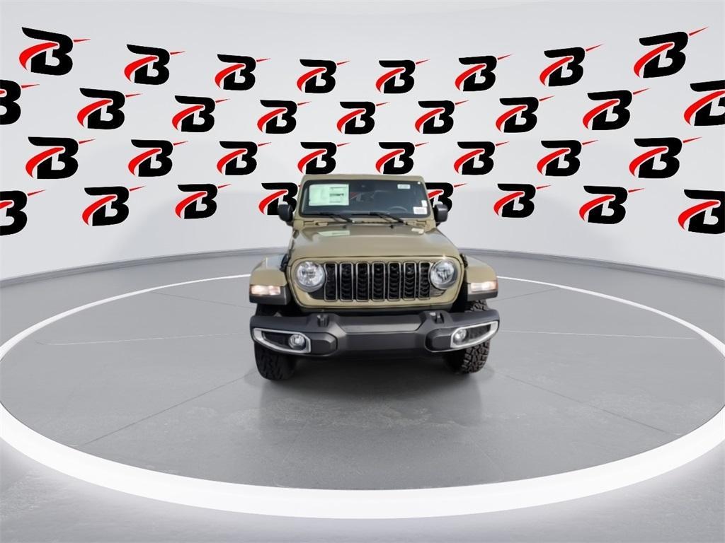 new 2025 Jeep Gladiator car, priced at $44,695