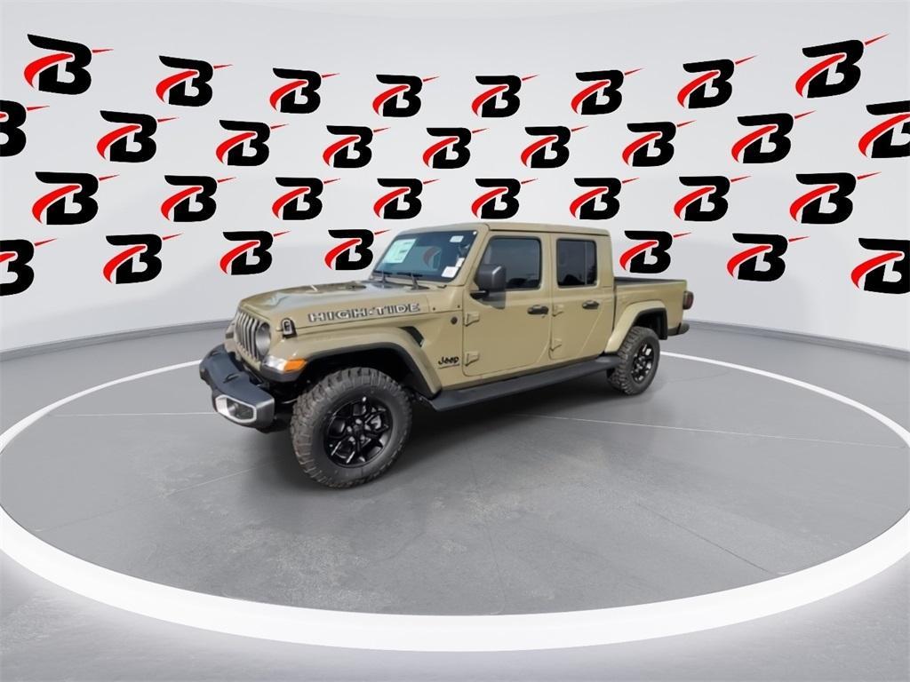 new 2025 Jeep Gladiator car, priced at $44,695