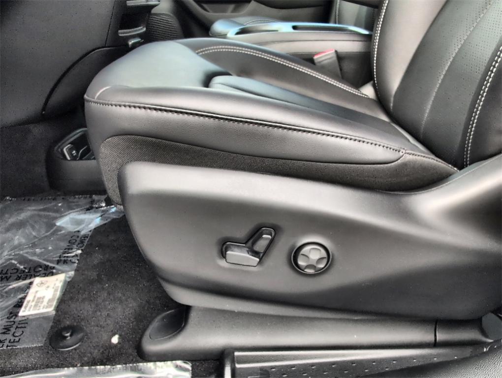 new 2026 Chrysler Voyager car, priced at $39,538