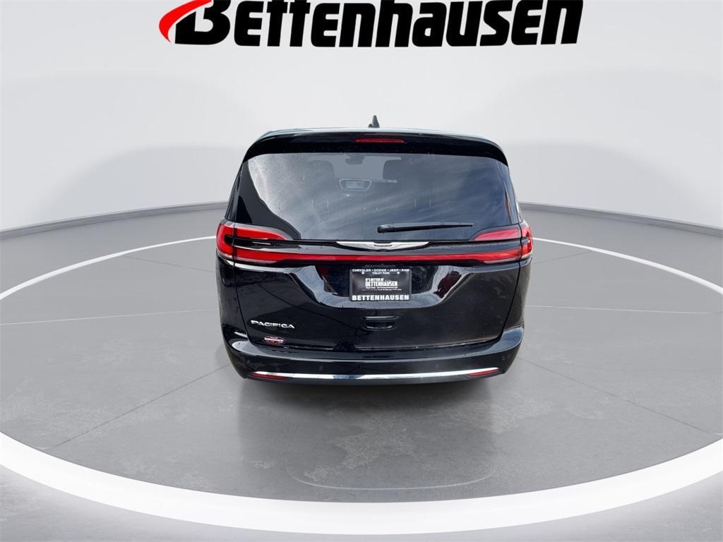 new 2025 Chrysler Pacifica car, priced at $42,834