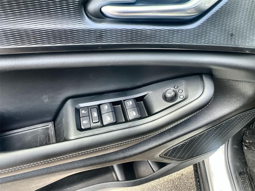 new 2025 Jeep Grand Cherokee car, priced at $45,650