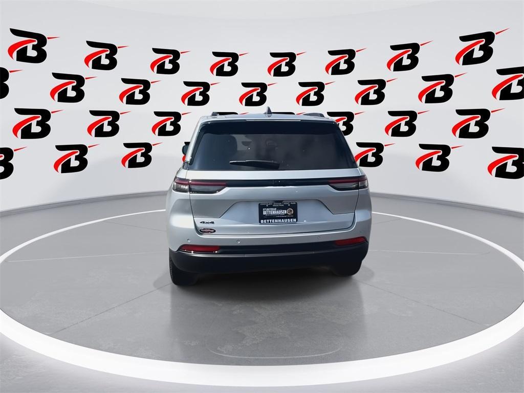 new 2025 Jeep Grand Cherokee car, priced at $45,650