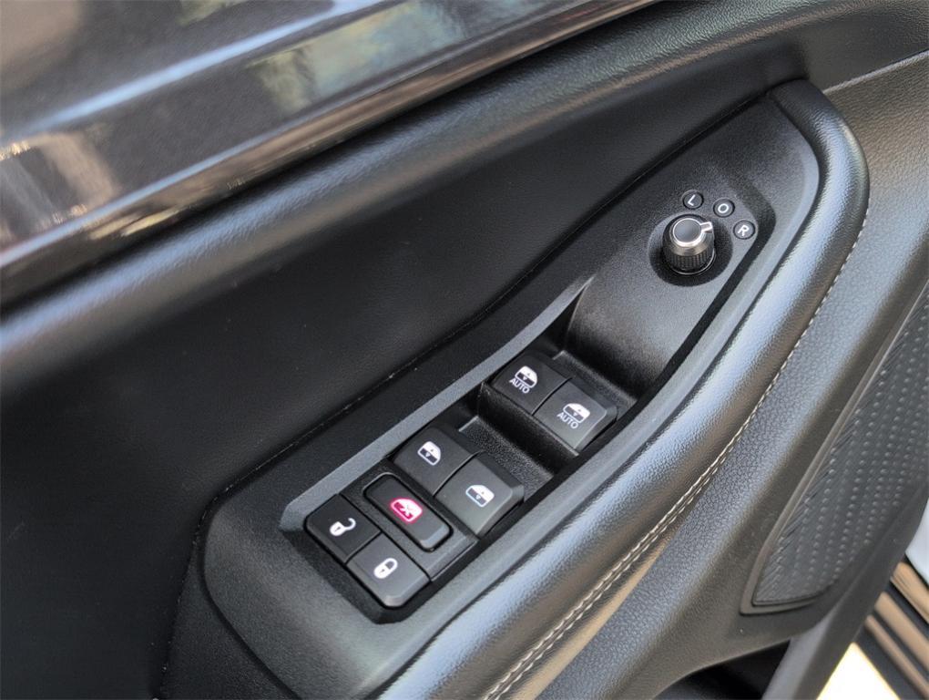 used 2023 Jeep Grand Cherokee car, priced at $29,999