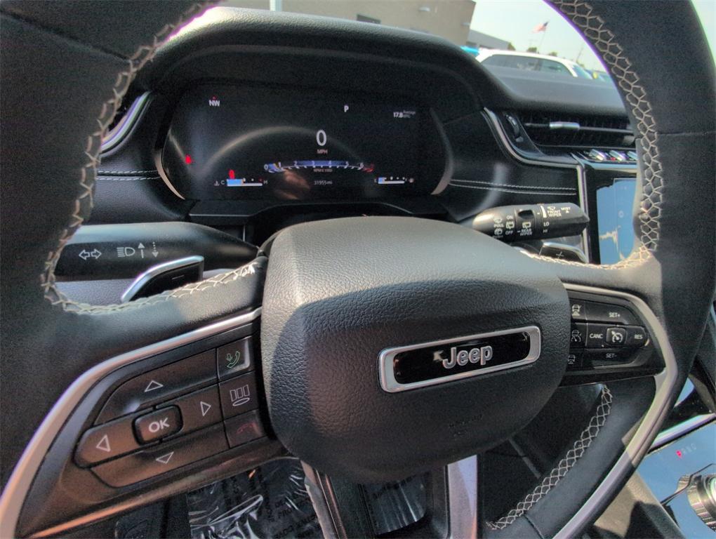 used 2023 Jeep Grand Cherokee car, priced at $29,999