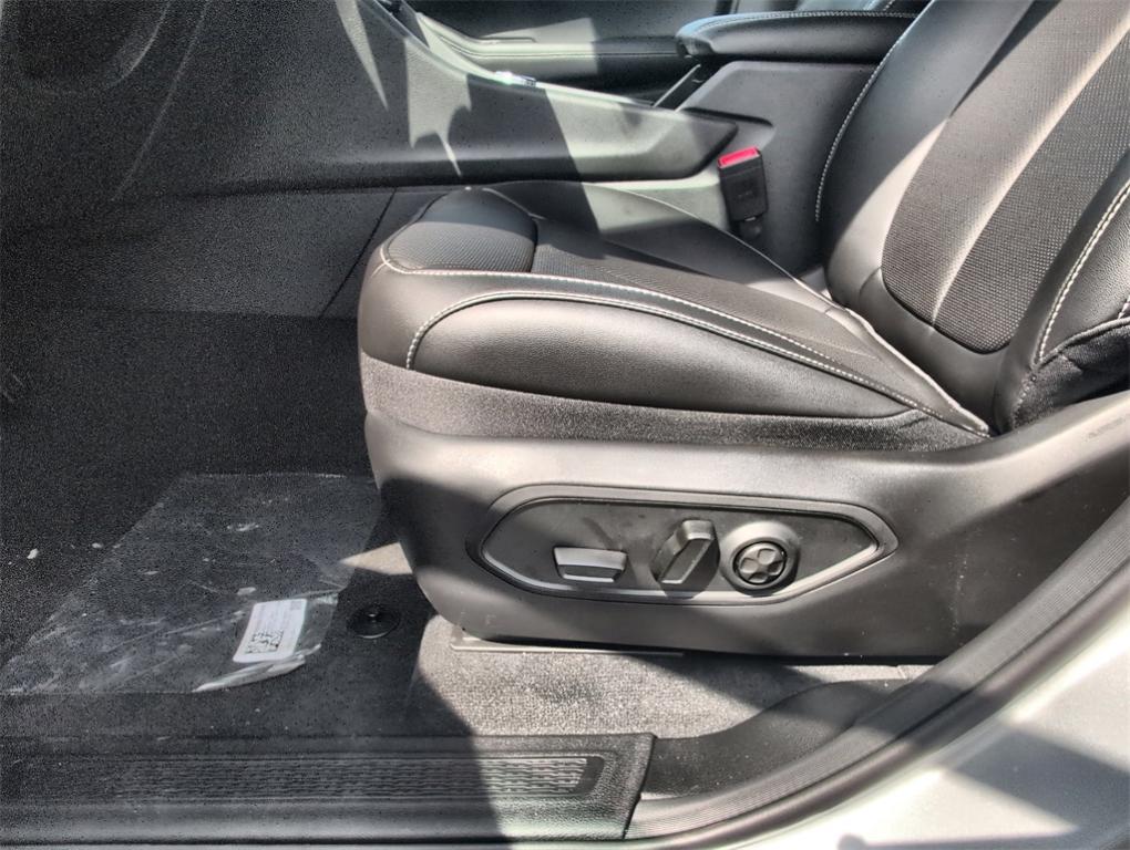 new 2025 Jeep Grand Cherokee L car, priced at $42,926