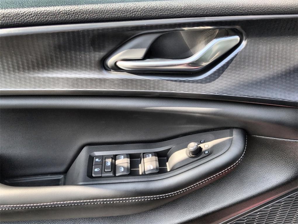 new 2025 Jeep Grand Cherokee L car, priced at $42,926