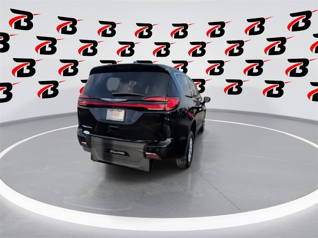 new 2025 Chrysler Pacifica car, priced at $65,642