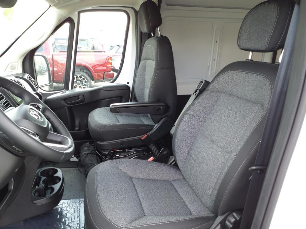 new 2024 Ram ProMaster 2500 car, priced at $45,579