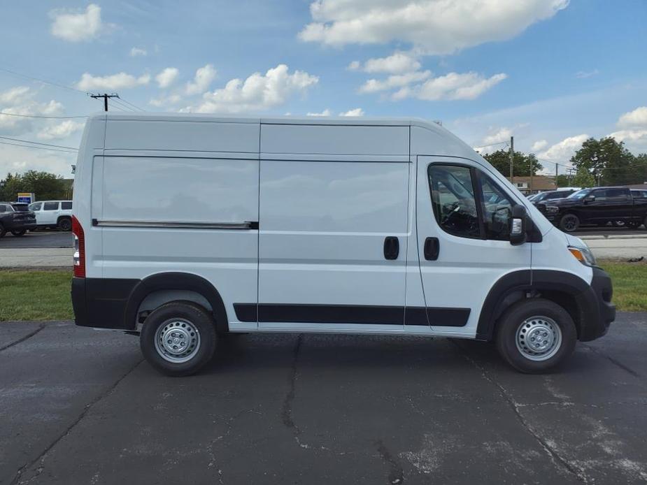 new 2024 Ram ProMaster 2500 car, priced at $45,579