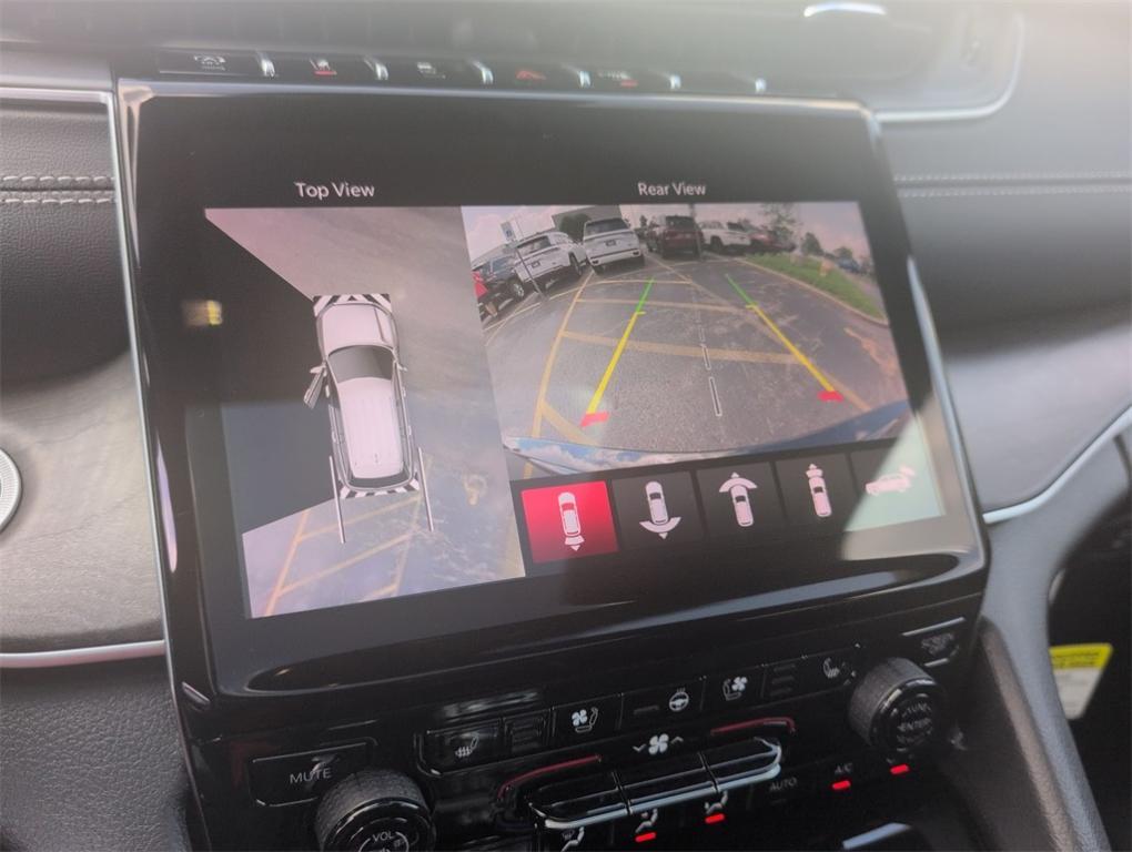 new 2025 Jeep Grand Cherokee car, priced at $47,264