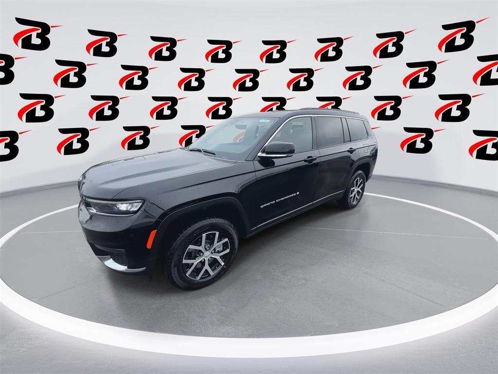 new 2025 Jeep Grand Cherokee L car, priced at $46,422