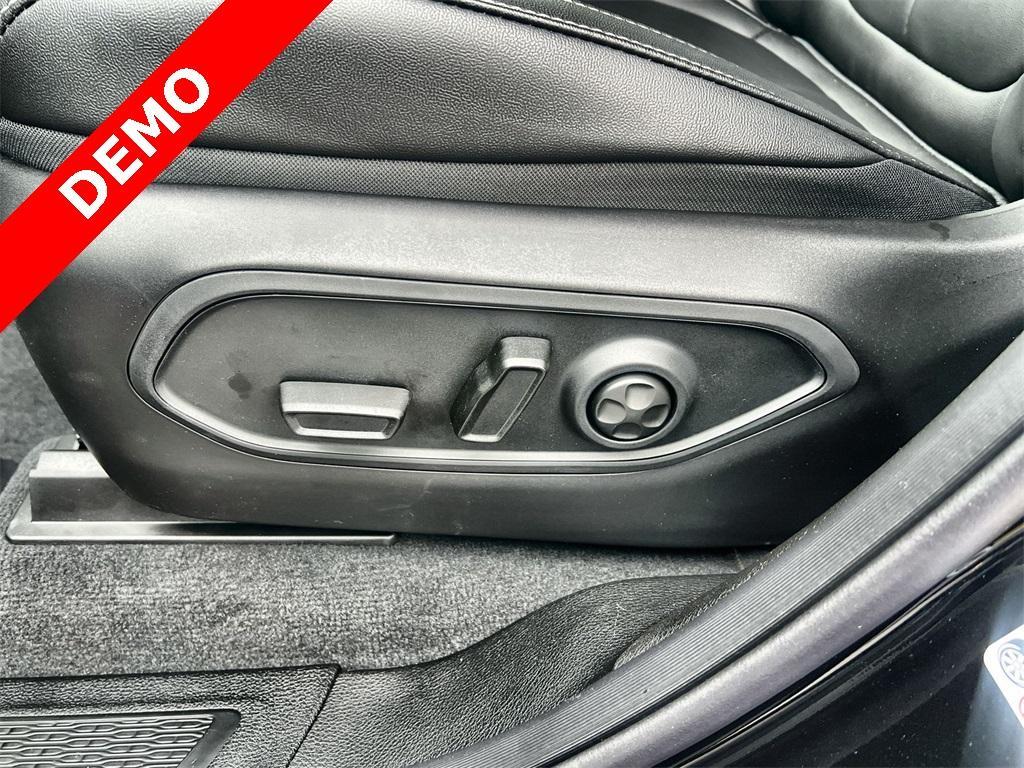 new 2025 Jeep Grand Cherokee L car, priced at $45,225