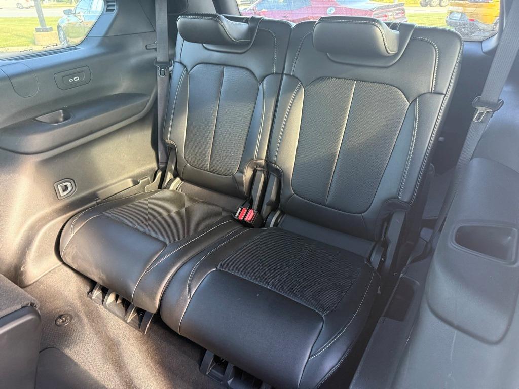 used 2024 Jeep Grand Cherokee L car, priced at $32,999