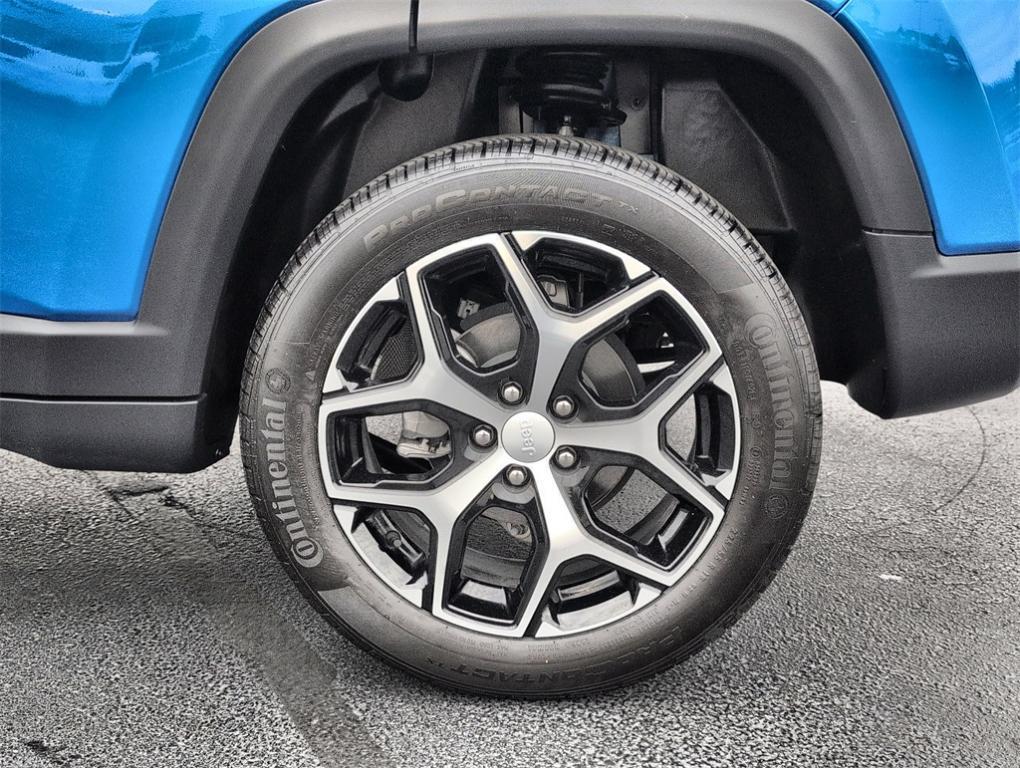 used 2024 Jeep Compass car, priced at $27,900