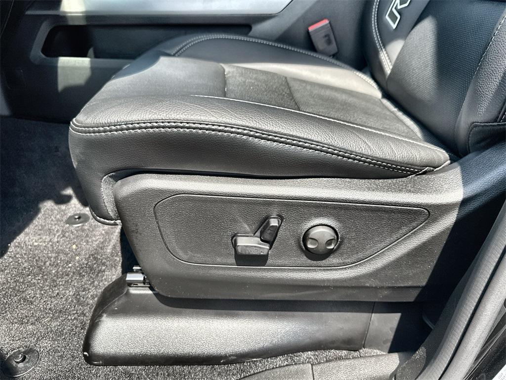 new 2025 Ram 1500 car, priced at $61,688