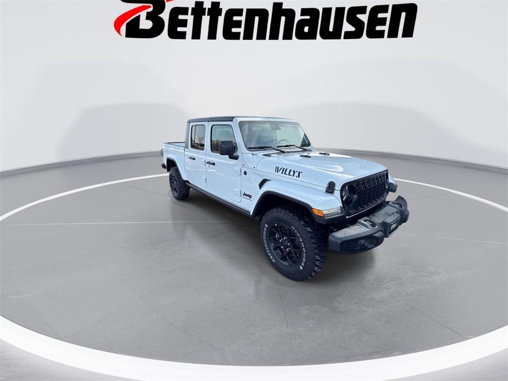 new 2024 Jeep Gladiator car, priced at $42,226