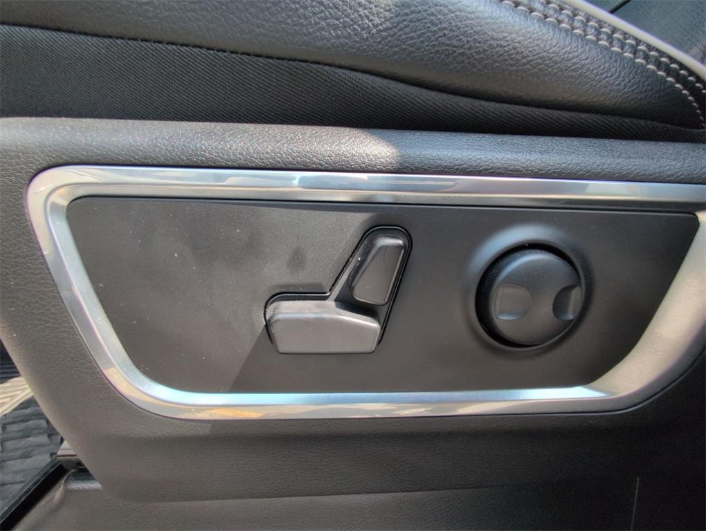 new 2025 Ram 1500 car, priced at $64,427