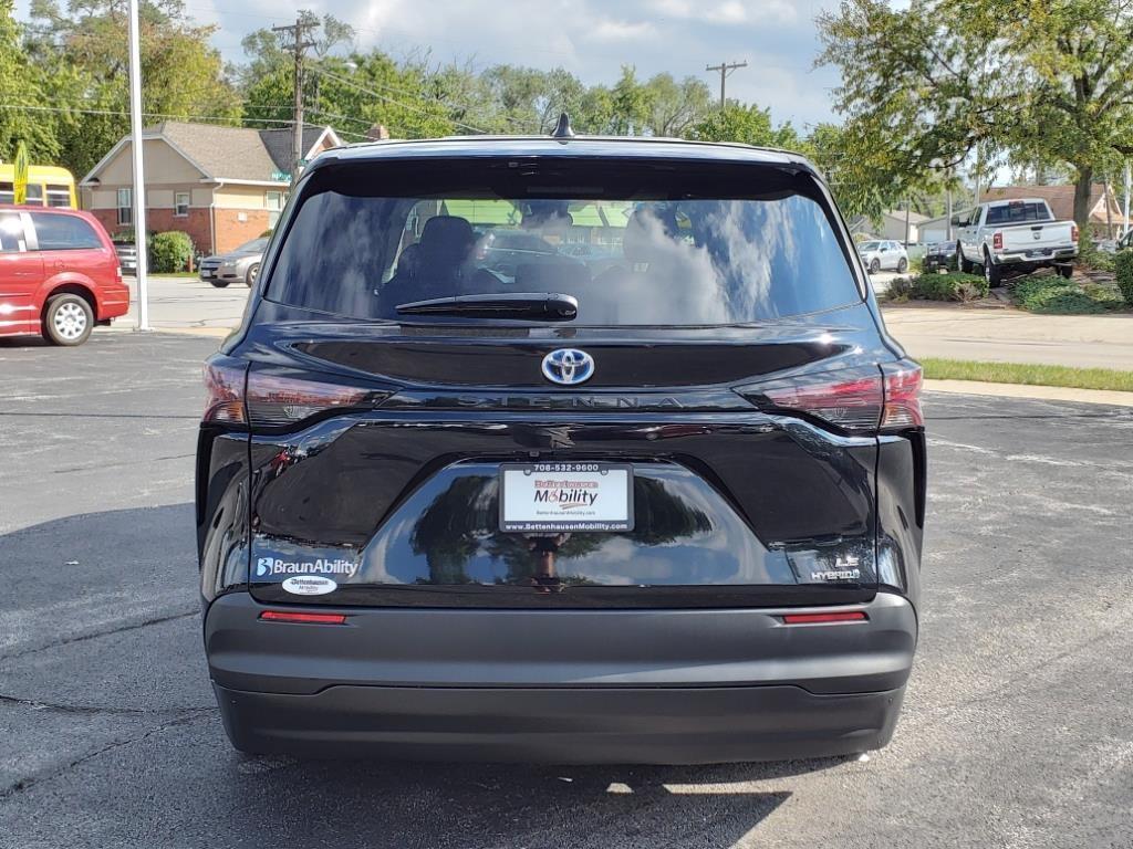 used 2024 Toyota Sienna car, priced at $78,760