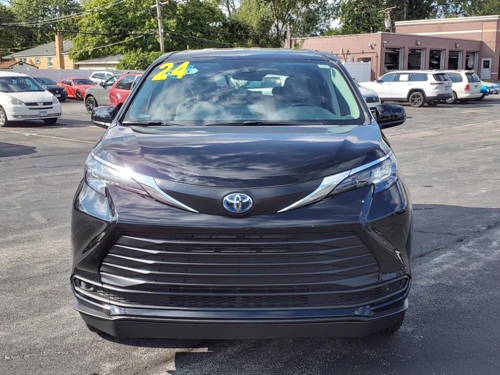 used 2024 Toyota Sienna car, priced at $78,760