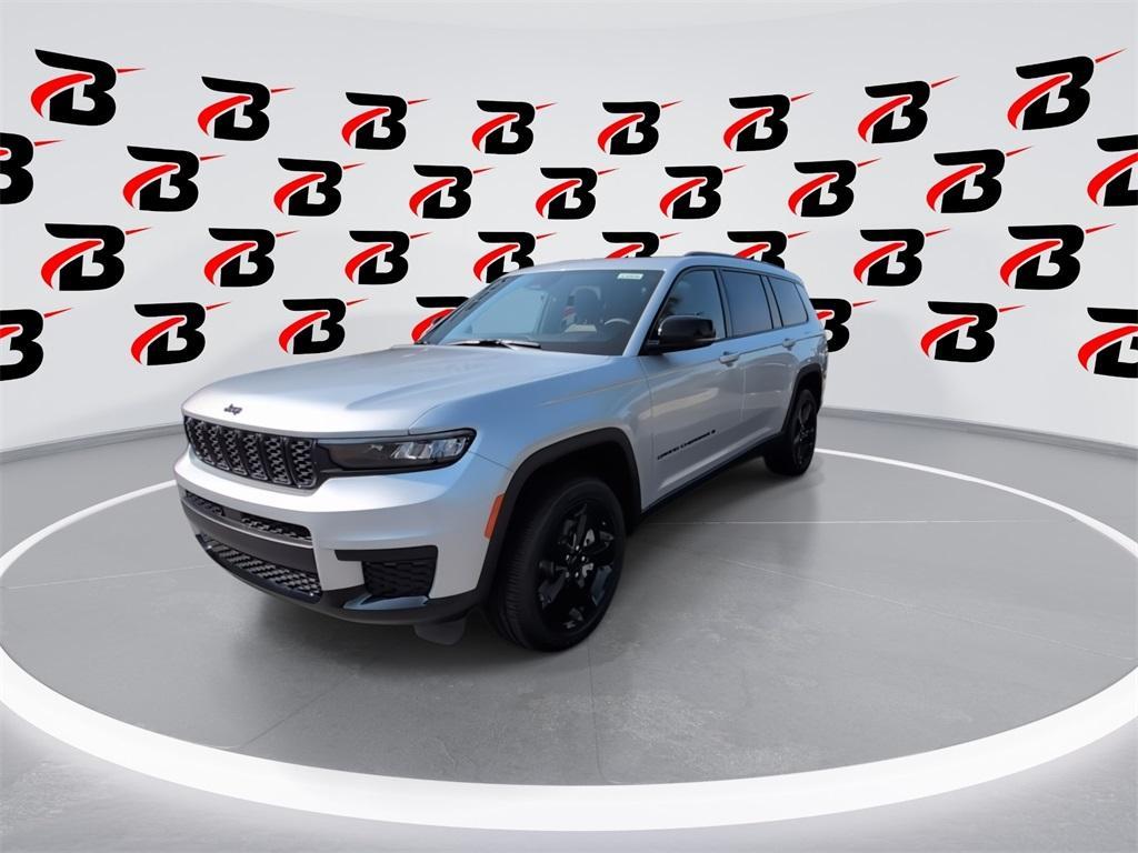 new 2025 Jeep Grand Cherokee L car, priced at $43,123