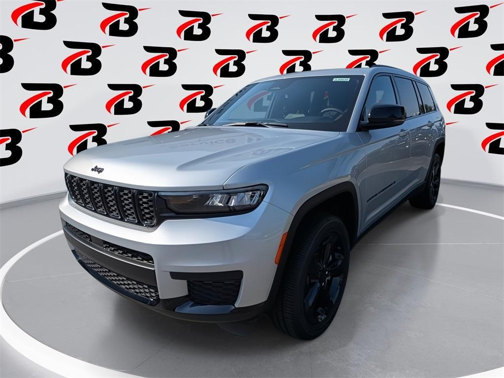 new 2025 Jeep Grand Cherokee L car, priced at $43,123