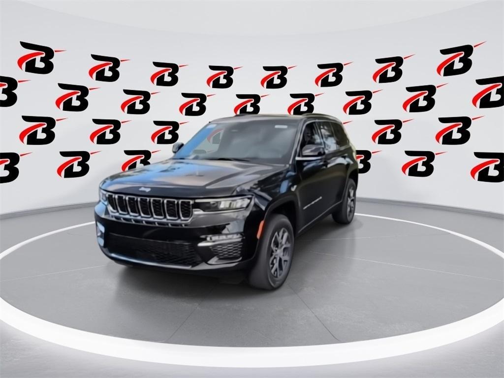 new 2025 Jeep Grand Cherokee car, priced at $46,888