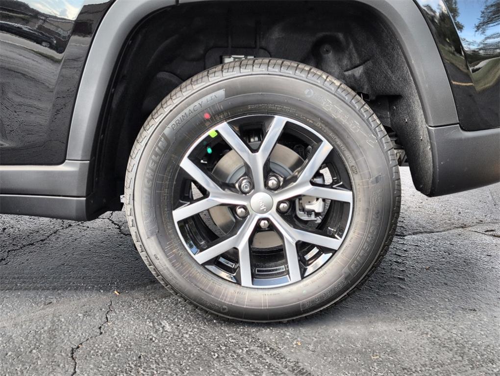 new 2025 Jeep Grand Cherokee car, priced at $46,888